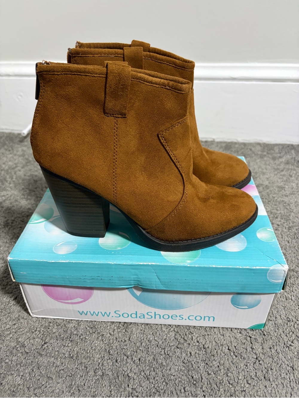 Soda Brown Suede Block Heel Ankle Boots Women’s 7.5
